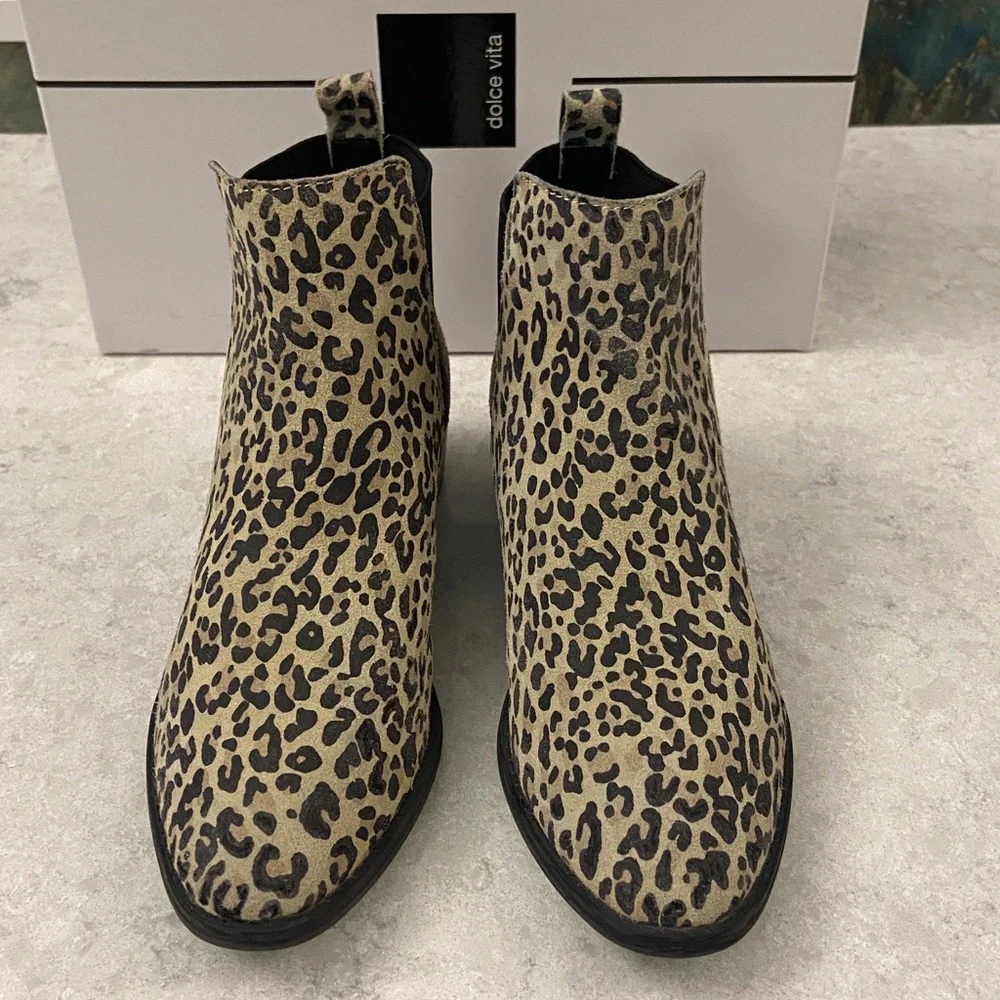 Sale! Dolce Vita Tan Leopard Suede Ankle Booties, size 7 - Picture 4 of 11